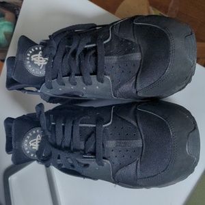 Nike Air Huarache size 12